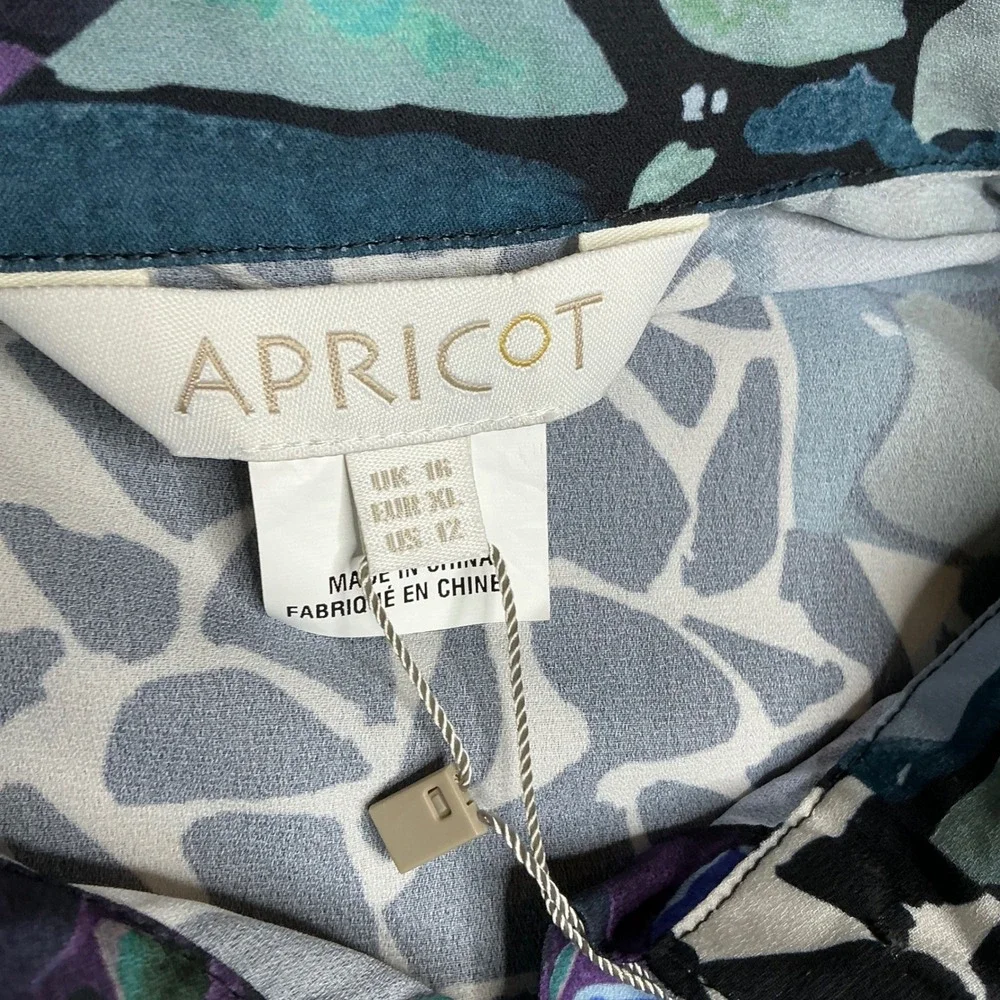 NWT Apricot Women Abstract Print Long Sleeve Collared Button Down Blouse - Picture 6 of 12